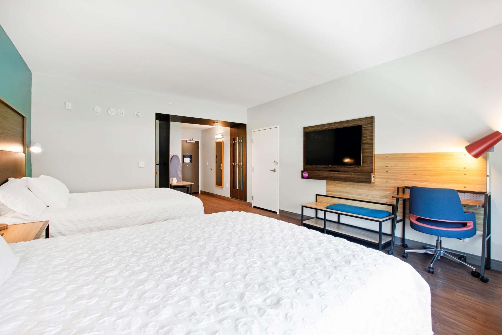 Tru By Hilton Chapel Hill Hotel Kültér fotó