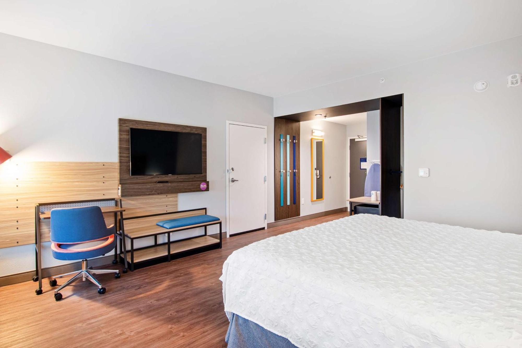Tru By Hilton Chapel Hill Hotel Kültér fotó