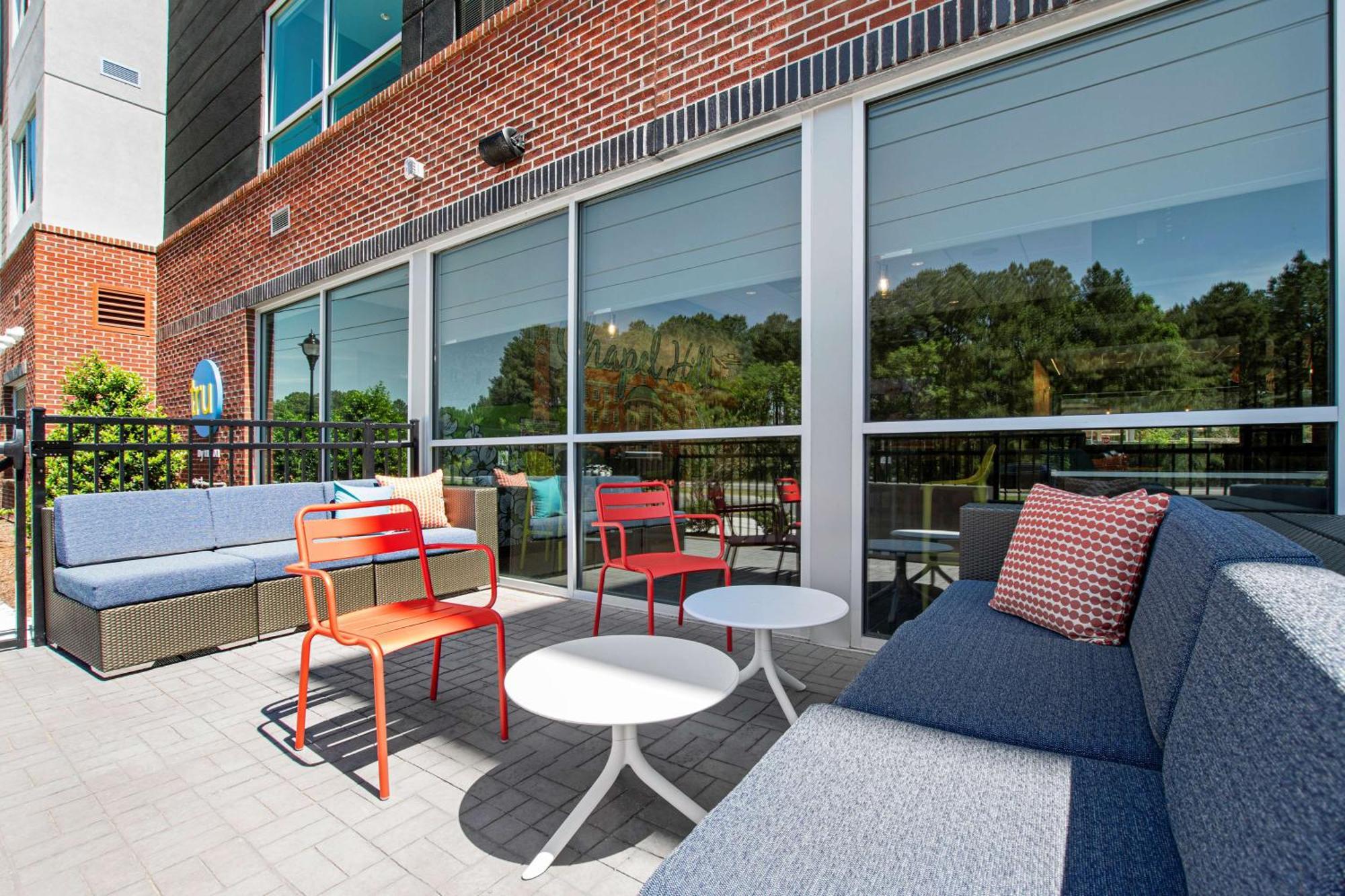 Tru By Hilton Chapel Hill Hotel Kültér fotó